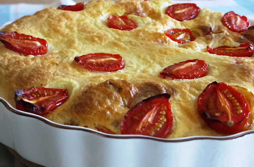 Hartige clafoutis met groente en kerstomaatjes