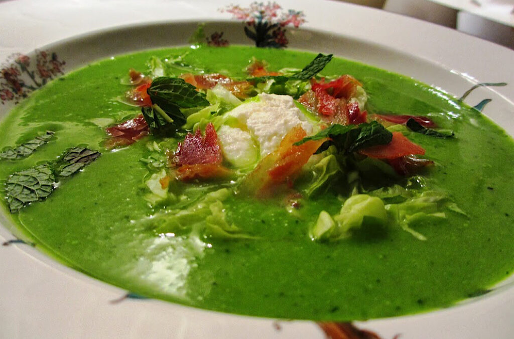 Doperwtensoep met ricotta en munt – Matt Preston