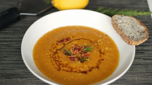 Pompoensoep met sherry en ahornsiroop