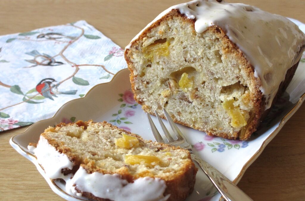 Hummingbird cake