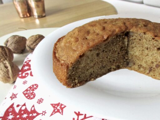 Koffiecake met walnoten uit Brits Bakboek