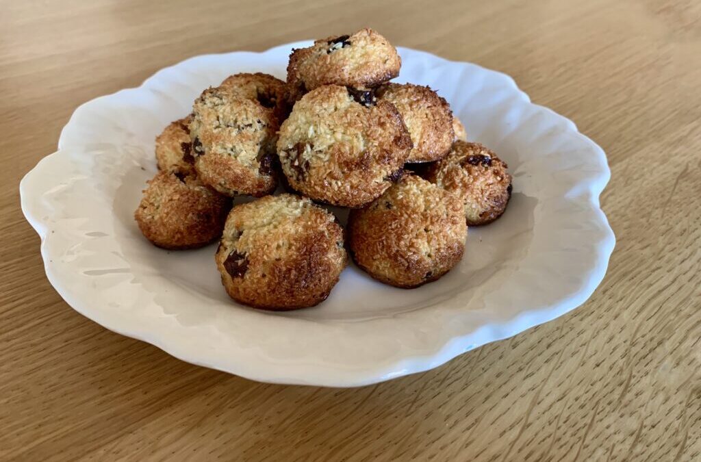 Kokosbollen met rum-rozijnen of boerenjongens