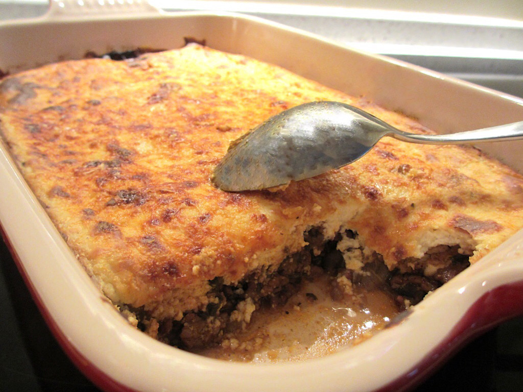 Luchtige moussaka met ricotta à la Delia Smith